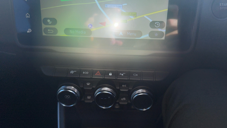 Dacia Duster 1.0 TCe 100 Prestige 5dr Bi Fuel Estate